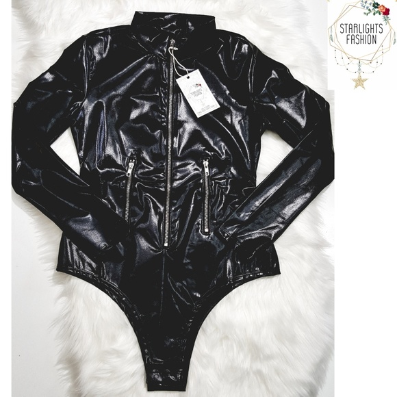 Black Leathery Long Sleeve Zip Detail Bodysuit - Picture 7 of 8